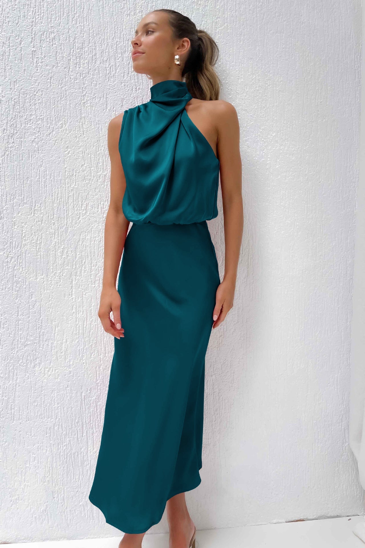 DIANA | Long Satin Dress with Halter Neck