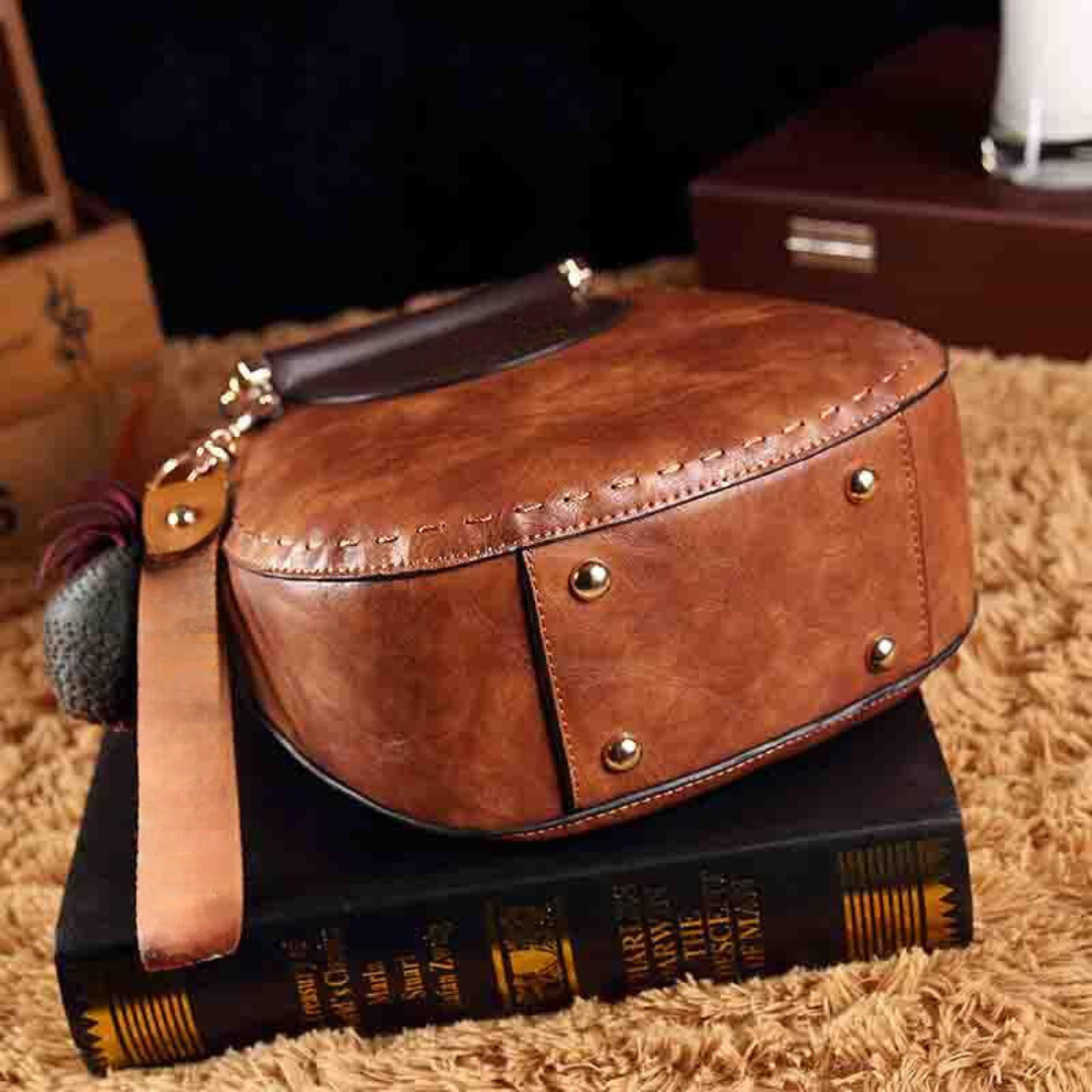 VERA | Sleek Leather Shoulder Bag