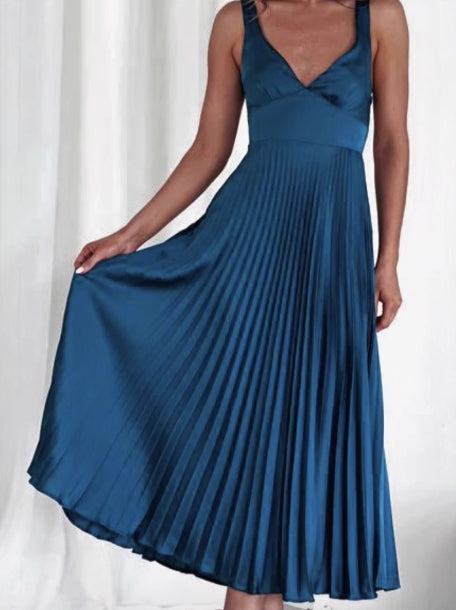 ABELLA | Pleated Maxi Dress