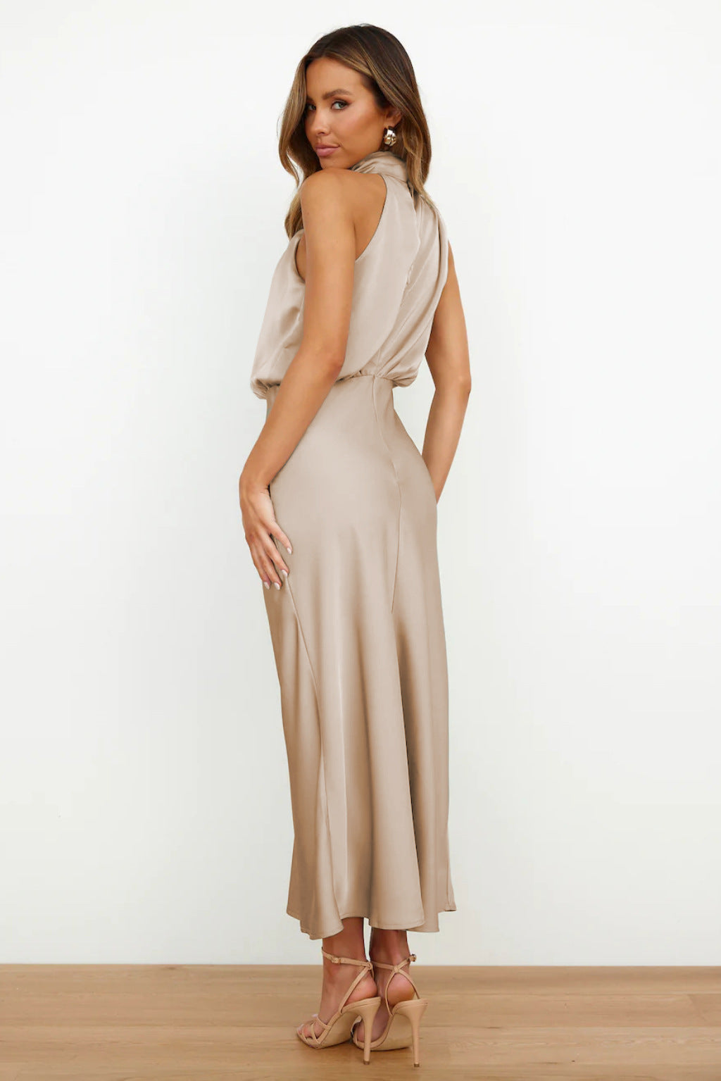 DIANA | Long Satin Dress with Halter Neck