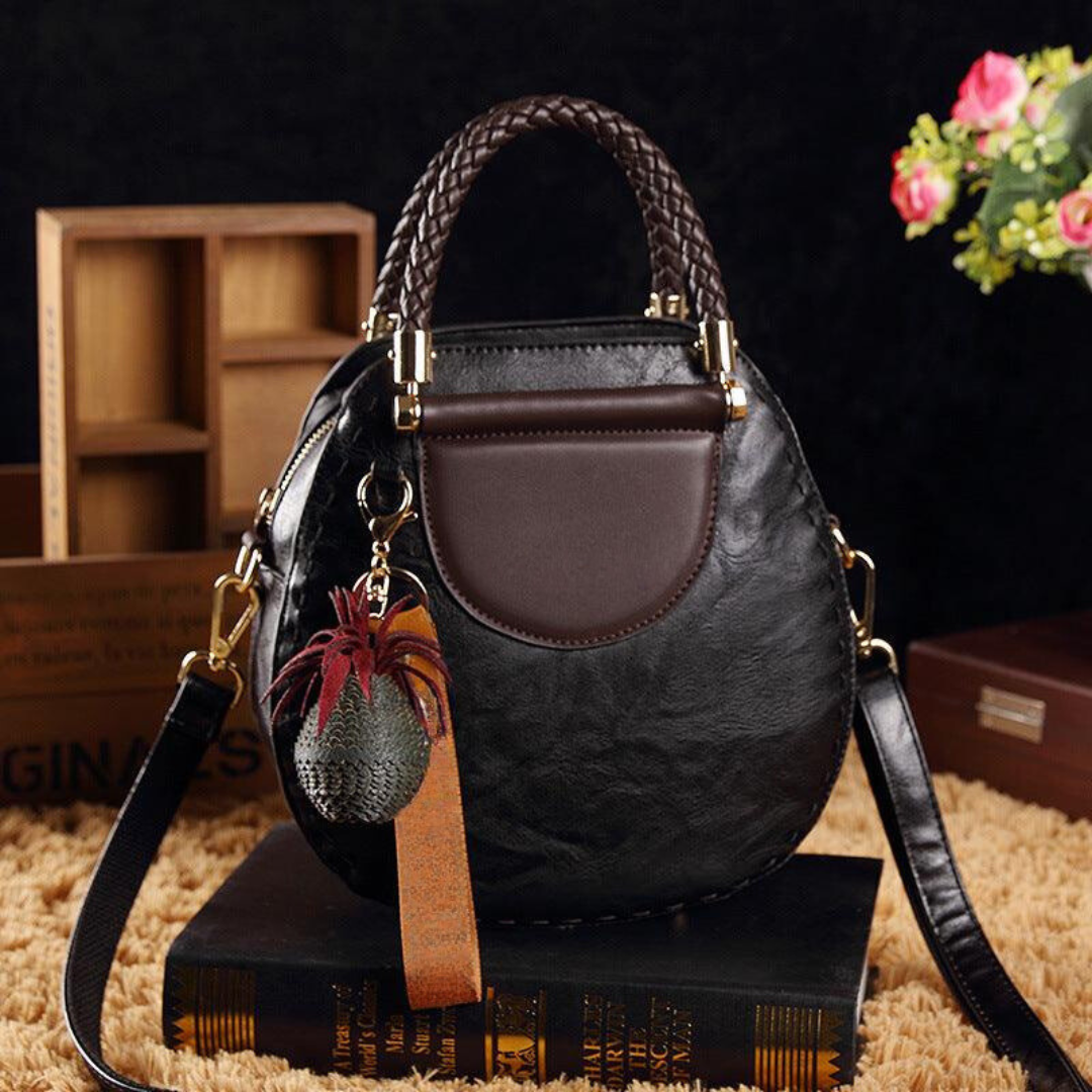 VERA | Sleek Leather Shoulder Bag