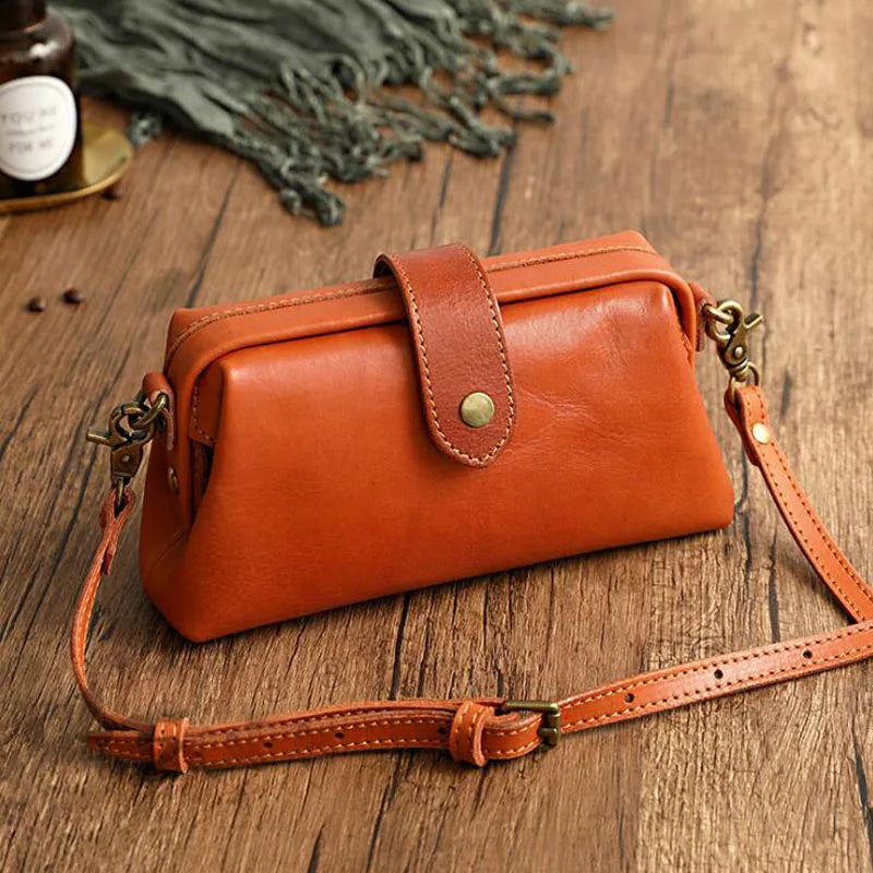 IVY | Mini Leather Shoulder Bag