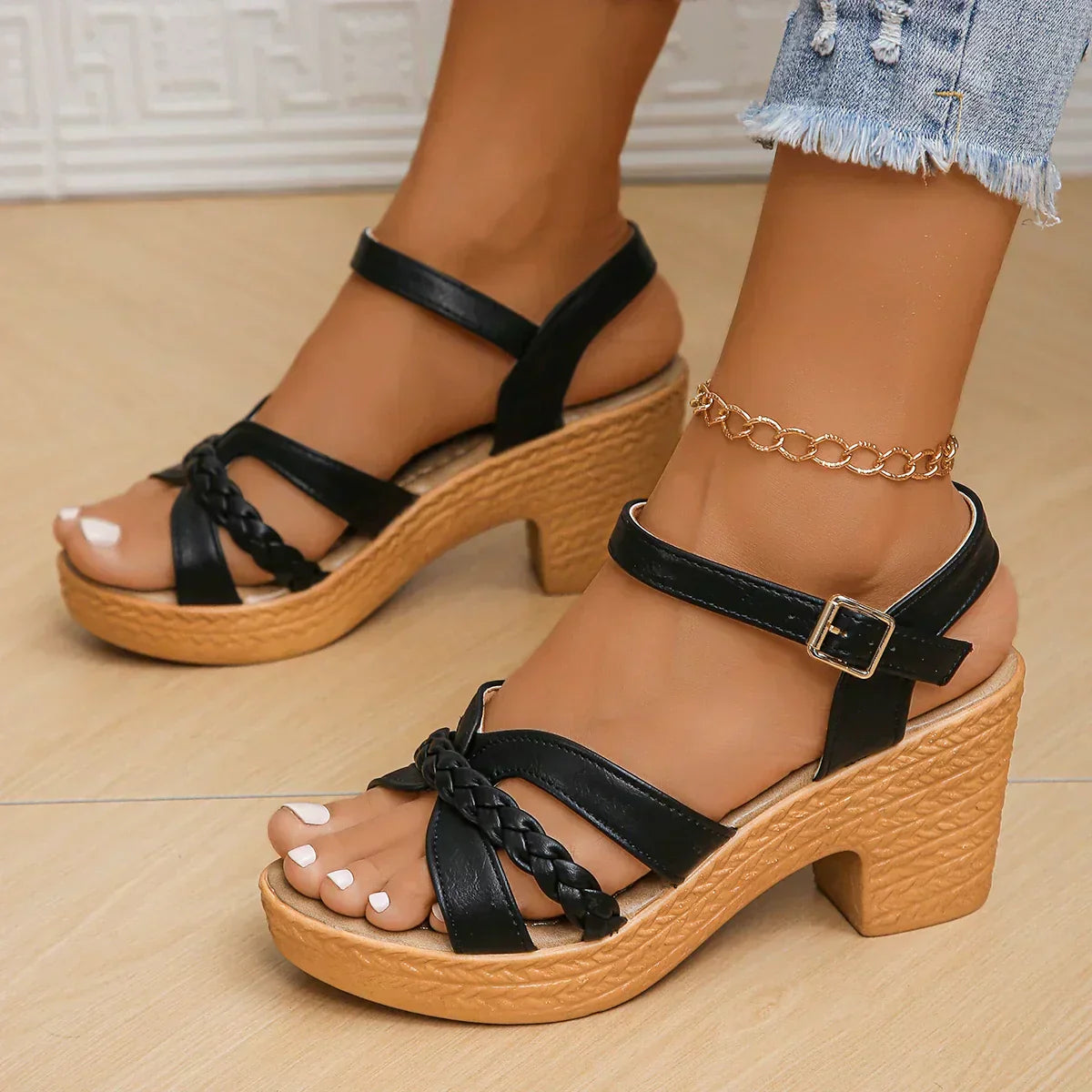 SENNA | Fashion Orthopedic Sandals