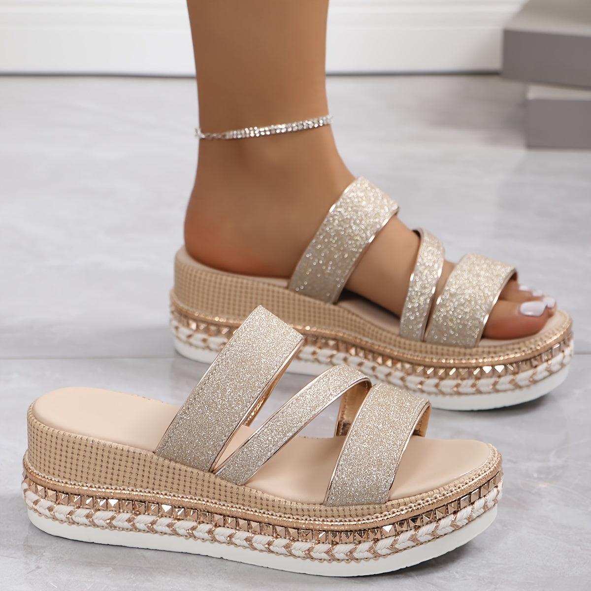 LINDY | Comfortable Spring Sandals