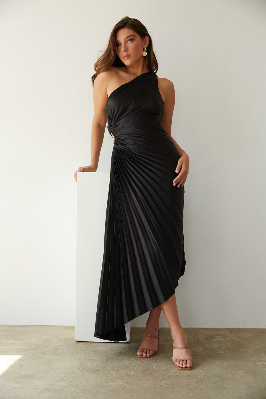 SYLVIANA | One-Shoulder Pleated Midi Dress